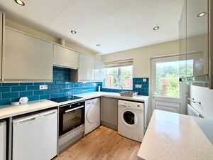 Kitchen- click for photo gallery